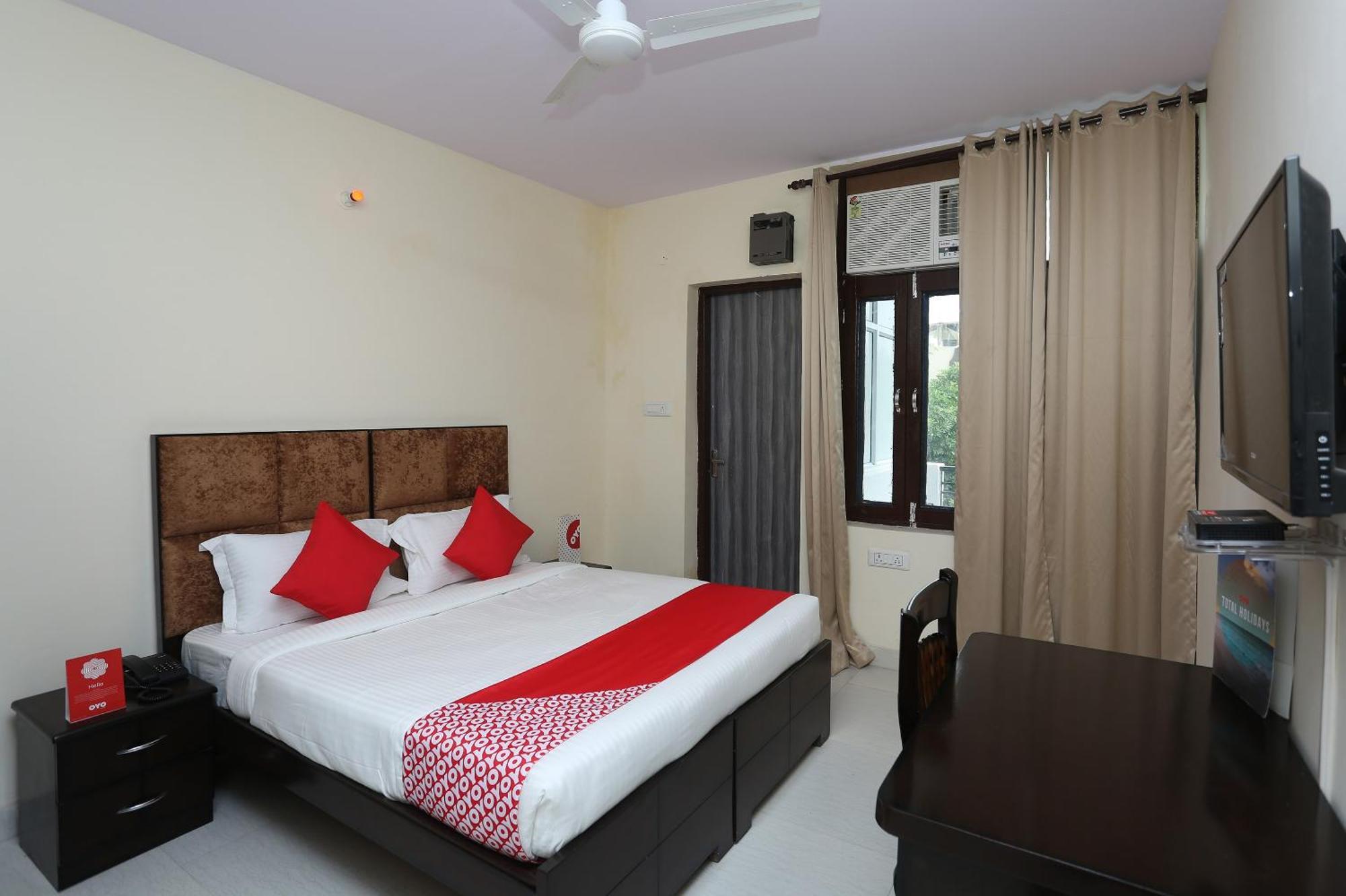 โอโย 15738 โฮเต็ล ออว์ซัม วิลลา Hotel คูร์เคาน์ ภายนอก รูปภาพ