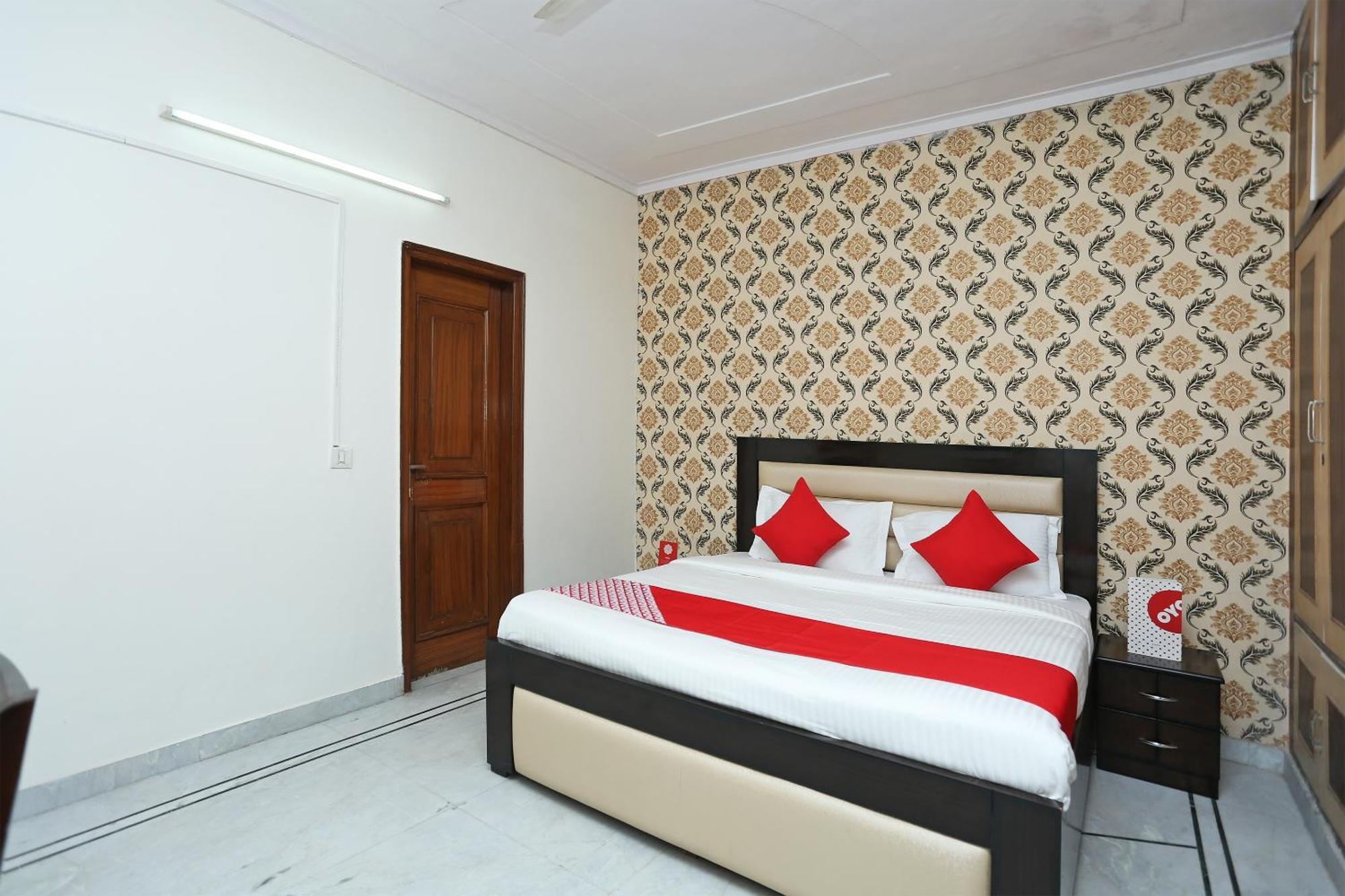 โอโย 15738 โฮเต็ล ออว์ซัม วิลลา Hotel คูร์เคาน์ ภายนอก รูปภาพ