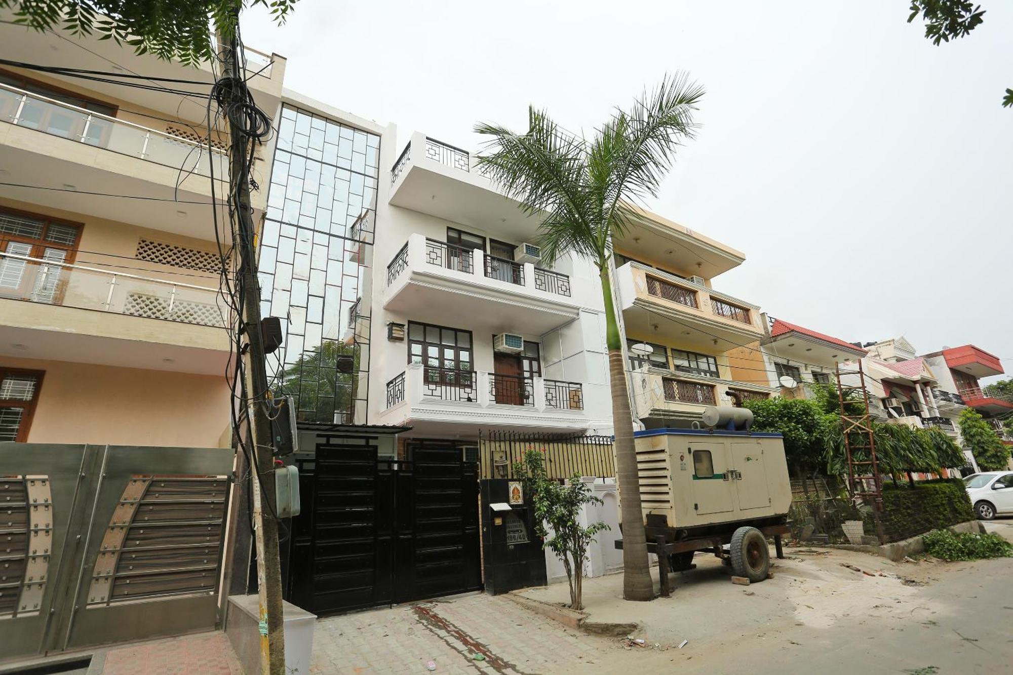 โอโย 15738 โฮเต็ล ออว์ซัม วิลลา Hotel คูร์เคาน์ ภายนอก รูปภาพ