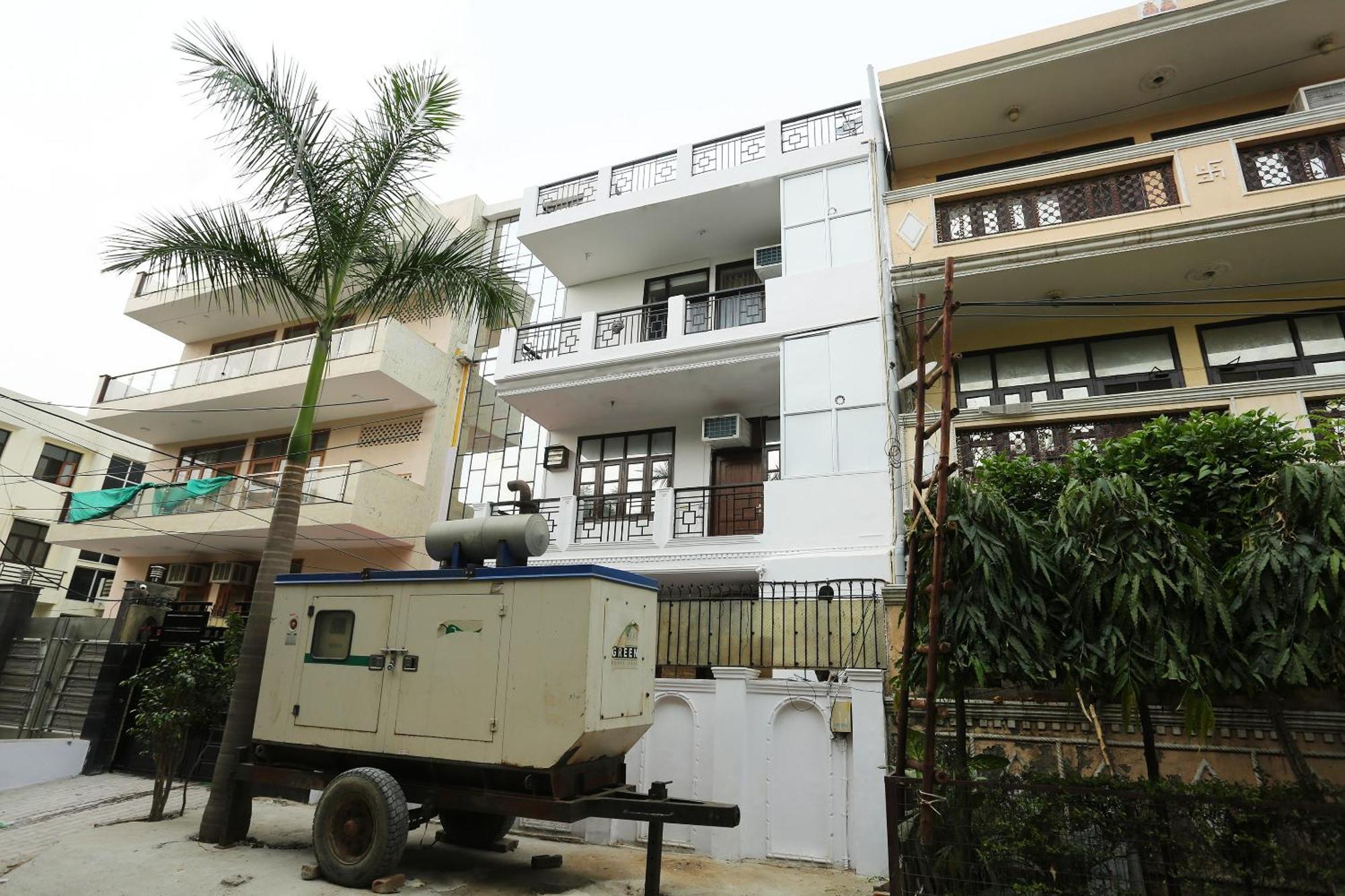 โอโย 15738 โฮเต็ล ออว์ซัม วิลลา Hotel คูร์เคาน์ ภายนอก รูปภาพ
