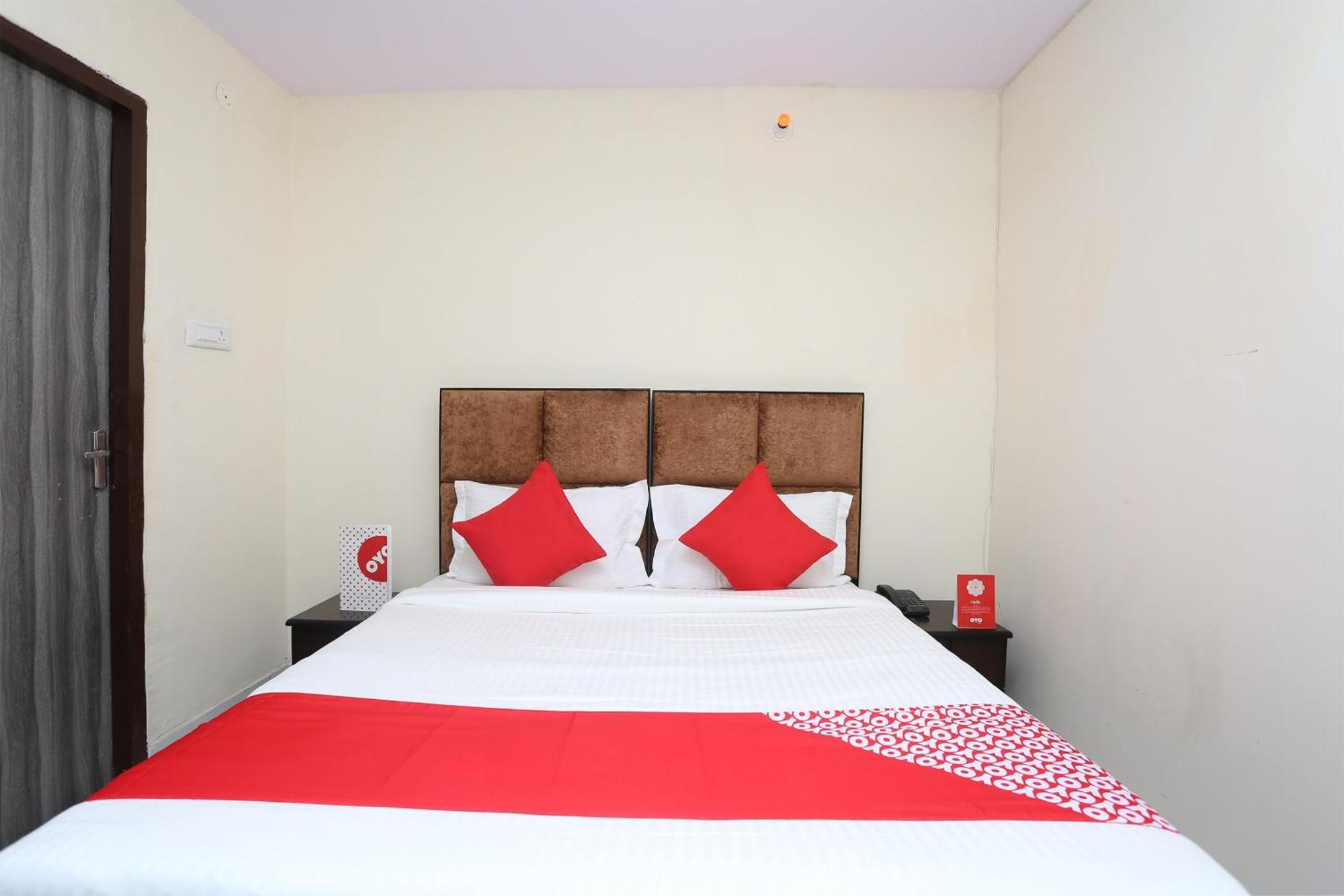 โอโย 15738 โฮเต็ล ออว์ซัม วิลลา Hotel คูร์เคาน์ ภายนอก รูปภาพ